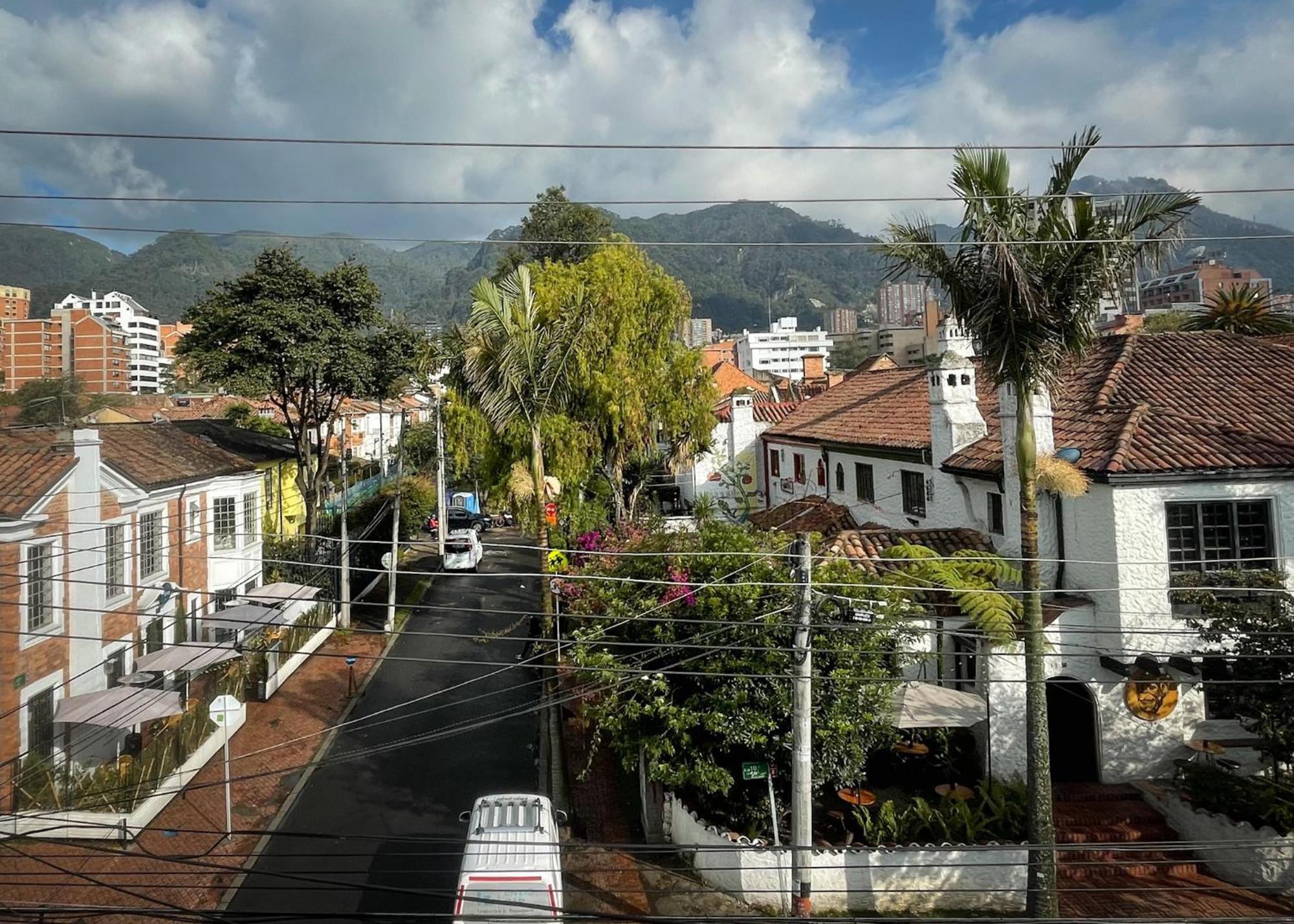 Marietta - House Of Social Travellers Vandrarhem Bogotá Exteriör bild