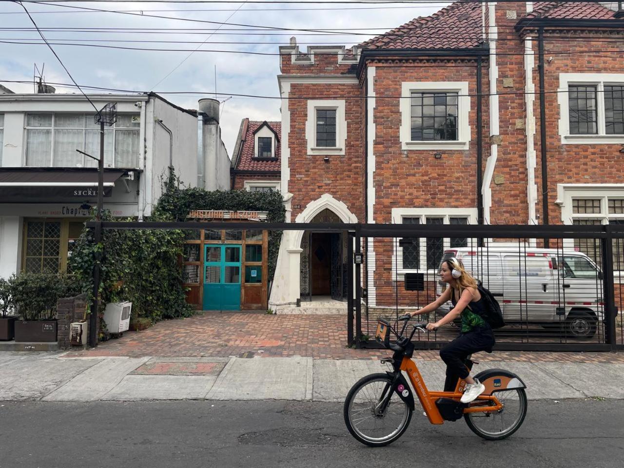 Marietta - House Of Social Travellers Vandrarhem Bogotá Exteriör bild